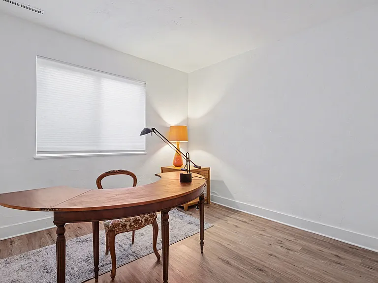 2429 W Platte Ave #B — Photo 15