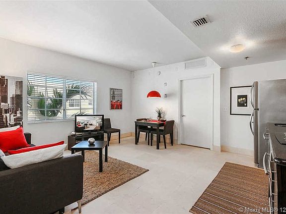 3rd image of 1300 Pennsylvania Ave APT 304