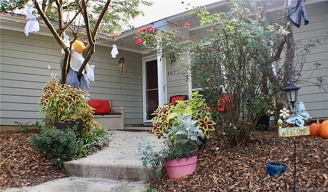 1st image of 1077 Sardis Cove Dr #30