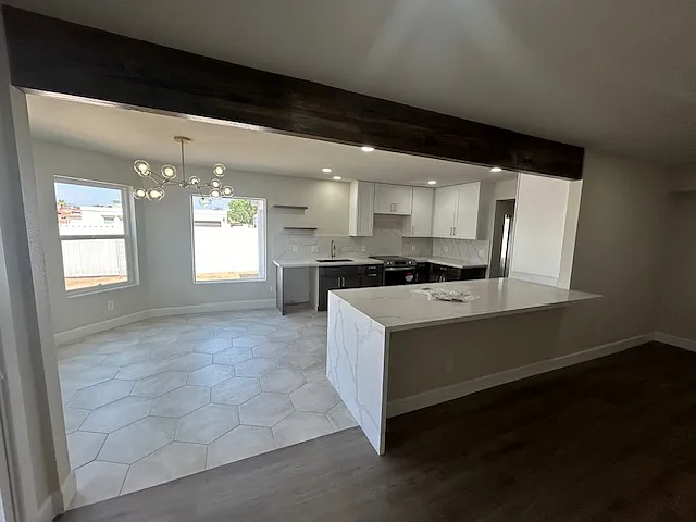 Building Photo - 3922 E Larkspur Dr