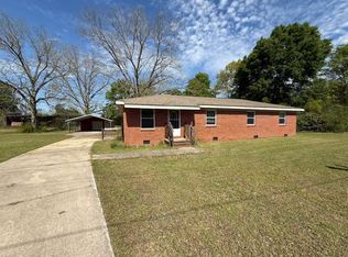 1439 Peacock Rd, Webb, AL 36376