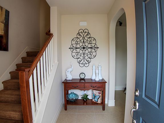 4th image of 209 Talmont Cir