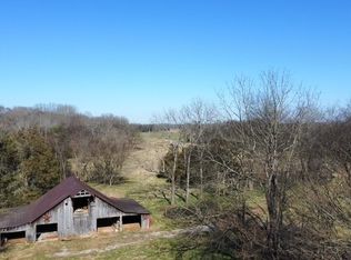 2 Pyles Rd, Chapel Hill, TN 37034