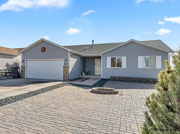 1677 Blues Dr, Cheyenne, WY 82007