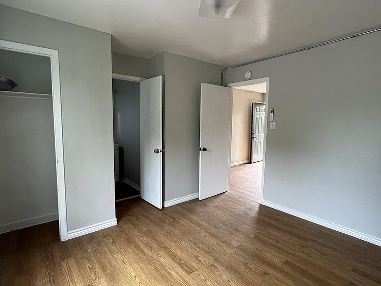 1723 W Mayfield Blvd #5 — Photo 9