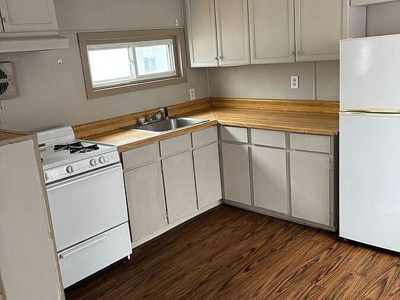 3rd image of 993 Michigan Ave E #B3