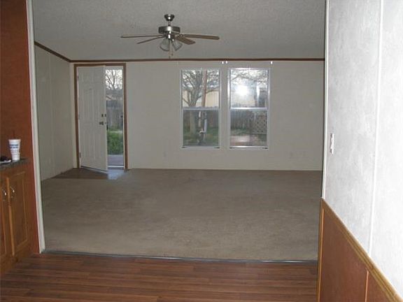 4th image of 163 Walts Ln