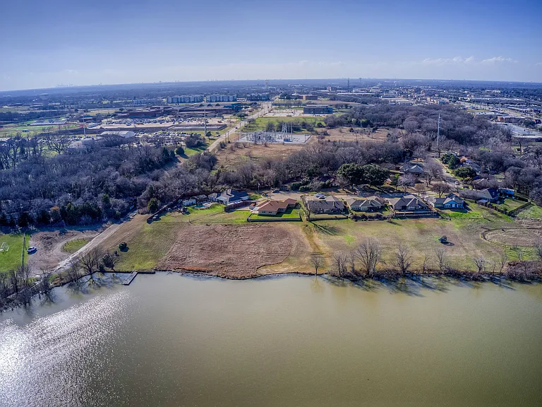 4804 Edgewater Dr — Photo 53
