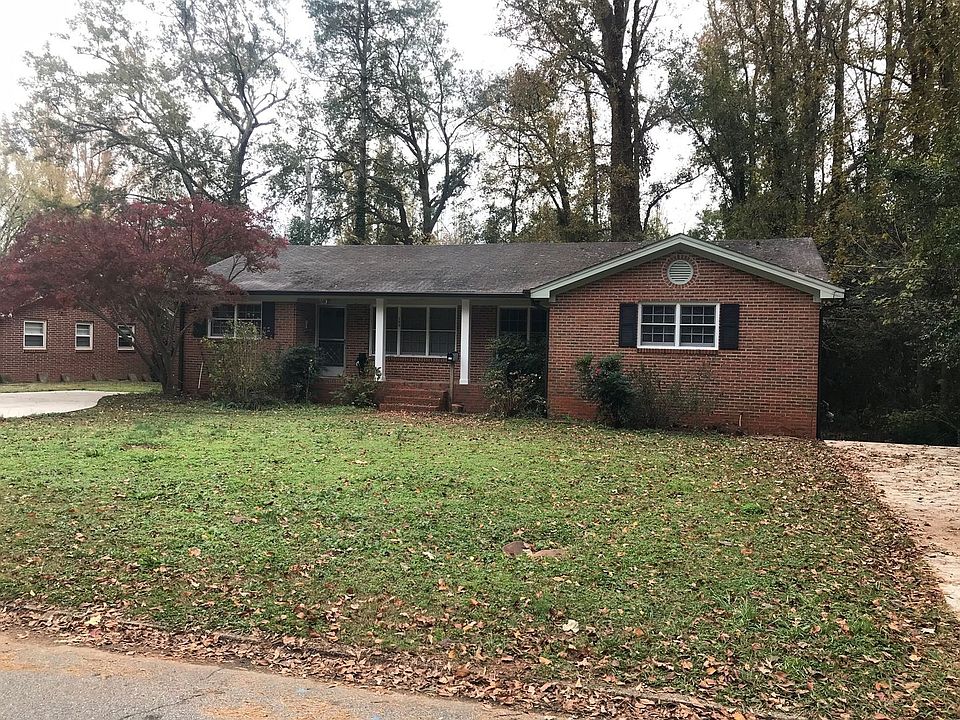 1st image of 180 Riverdale Dr