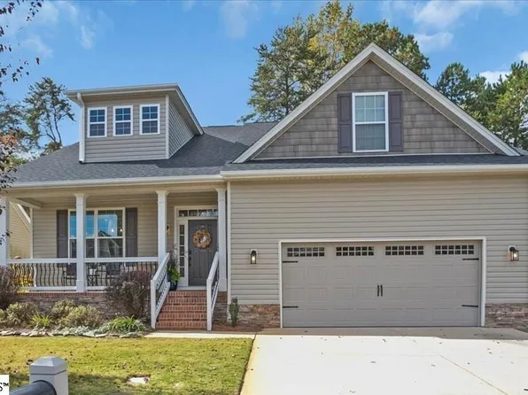 515 Summitbluff Dr, Greenville, SC 29617
