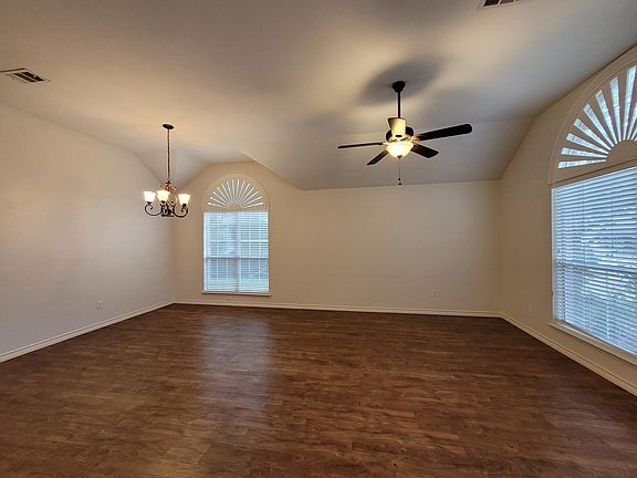 5th image of 109 Dorsett Dr