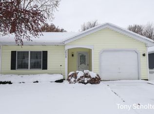 2820 Beechridge Dr, Hudsonville, MI 49426