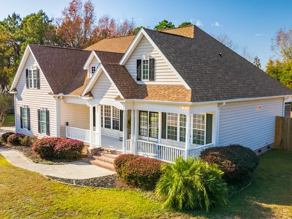 100 Lindy Court, Hampstead, NC 28443