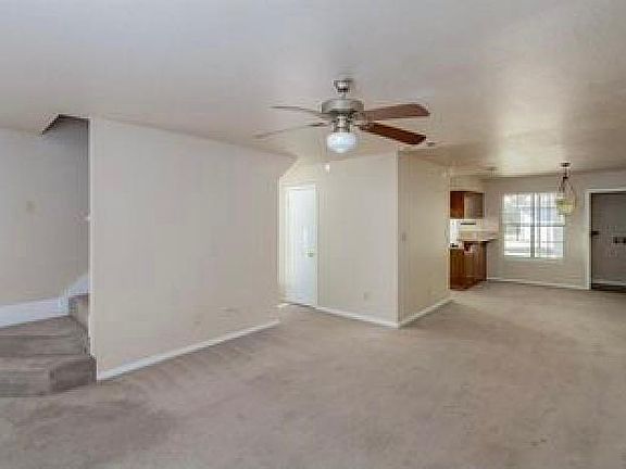 4th image of 2415 W Lucas Dr