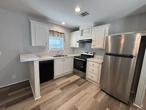 2 bed, 1.0 bath, 768 sqft, $1,755 — Photo 4