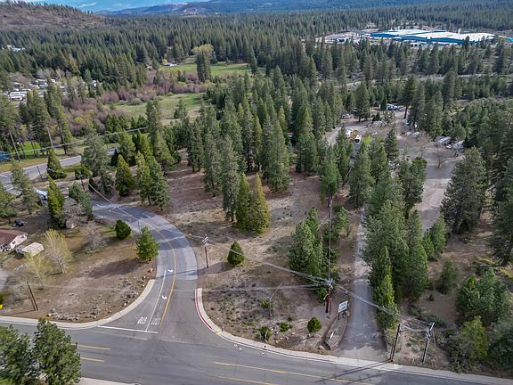 3rd image of Black Butte Dr