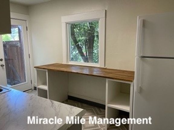 2nd image of 1544 & 1546 San Anselmo Ave