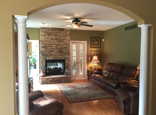 2262 Woodland Trace Rd, Batesville, IN 47006