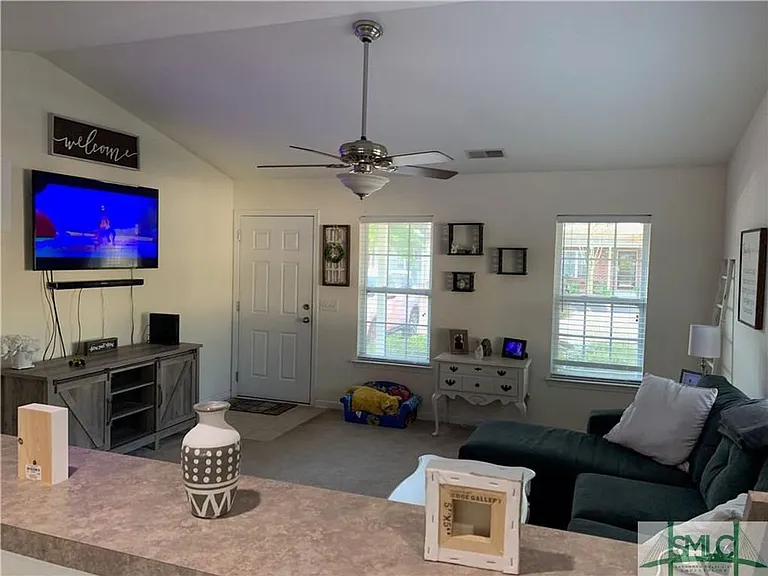 205 Sonata Cir — Photo 1