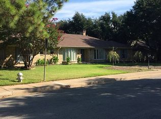 4381 Boca Bay Dr, Dallas, TX 75244