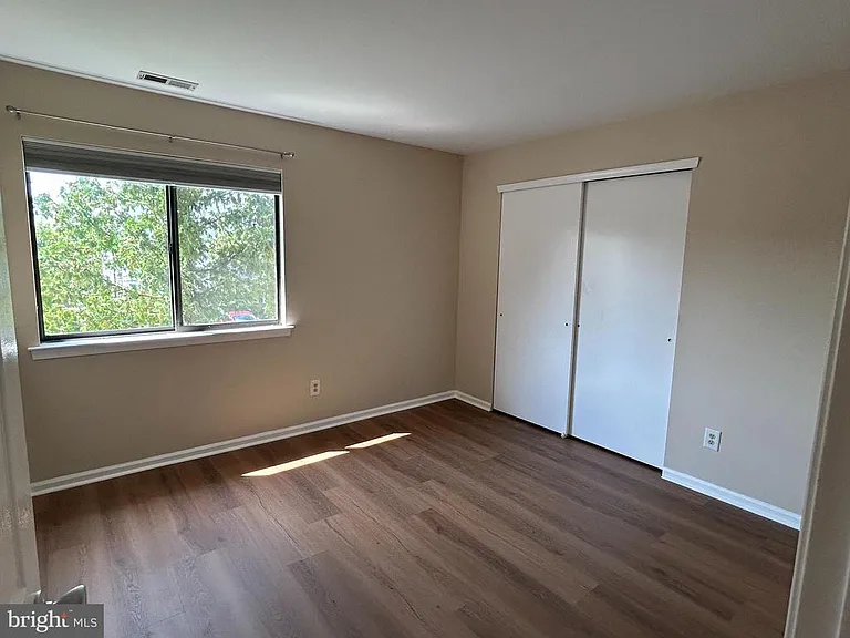 504 Britton Pl — Photo 11