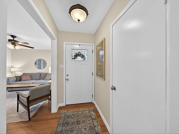 4th image of 3422 Triola Dr