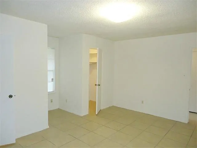 803 Sirocco Dr #A — Photo 10