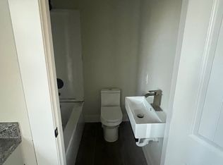 958 Lawrence St APT 1, Eugene, OR 97401