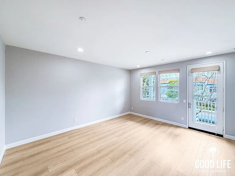 3017 Pacific Palm Way — Photo 5