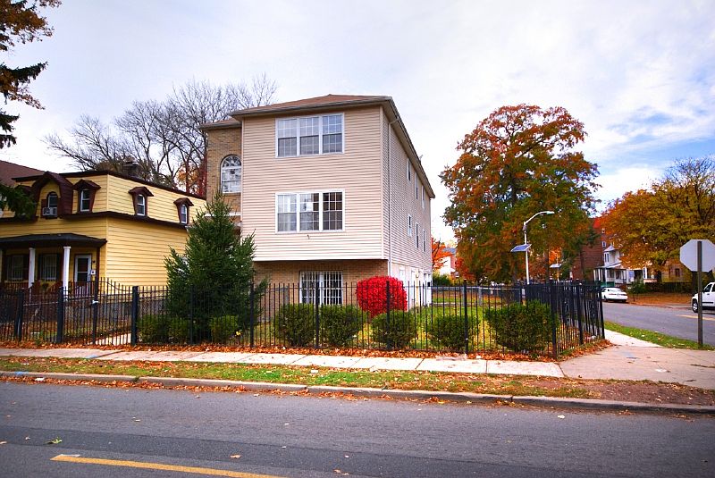 1st image of 3-7 Lenox Ave