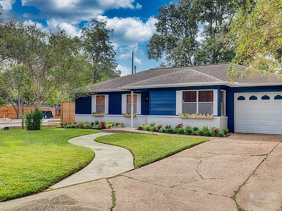 2nd image of 4705 De Milo Dr