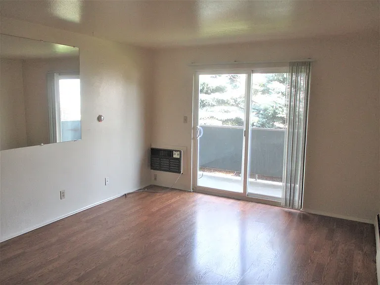 2939 Marine Street — Photo 46