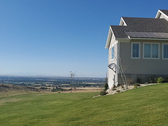 4th image of 6843 E Middle Fork Dr