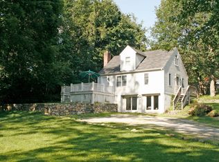 91 Witch Ln, Norwalk, CT 06853