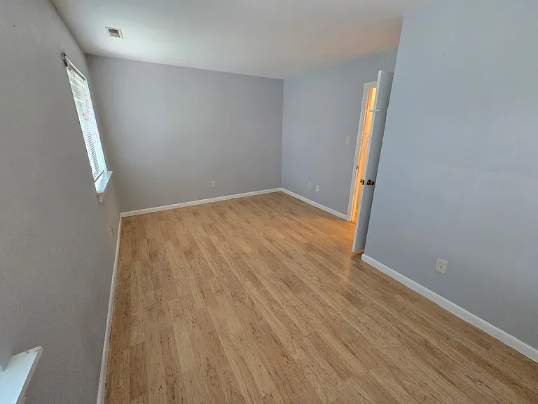 1951 Airy Cir — Photo 20