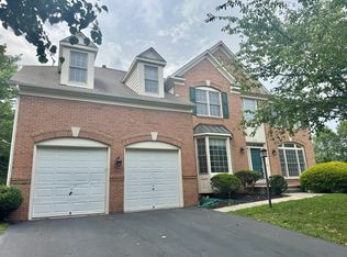 21931 Hyde Park Dr, Ashburn, VA 20147