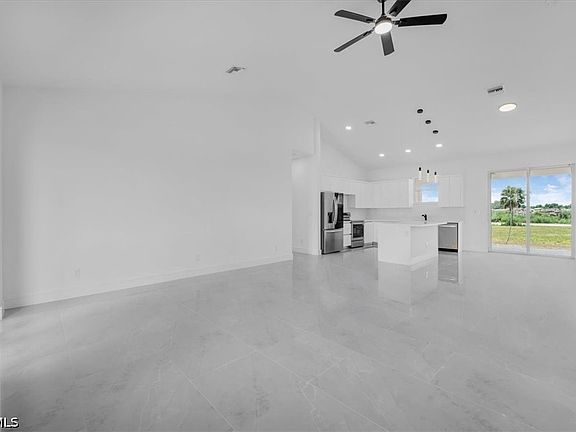 5th image of 3812 NW 38th St