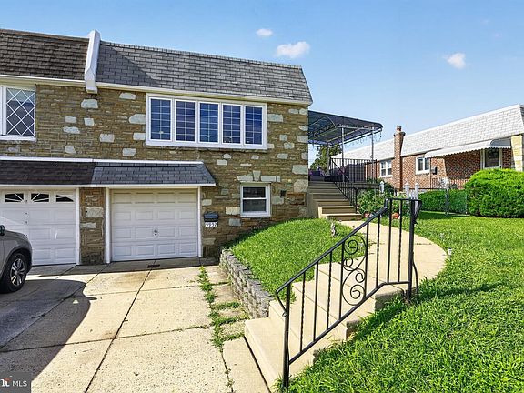 2nd image of 9952 Woodfern Rd