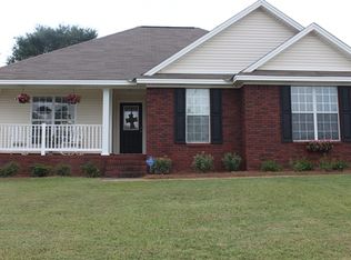 523 Breckinridge Ln, Prattville, AL 36066