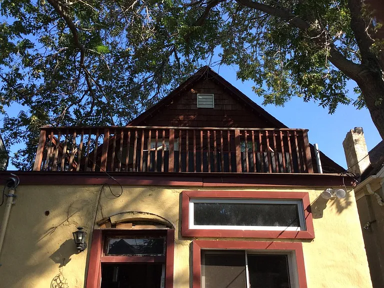 2811 Welton St — Photo 4