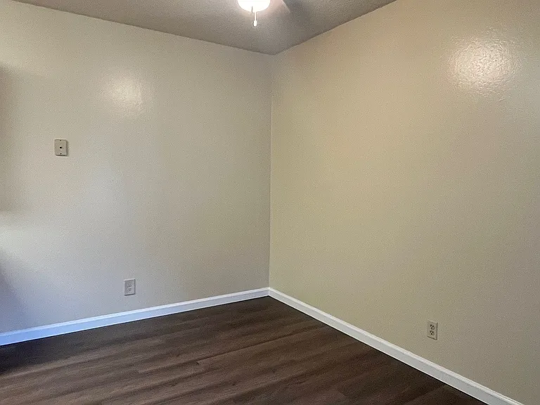 1424 Alamo Dr — Photo 24