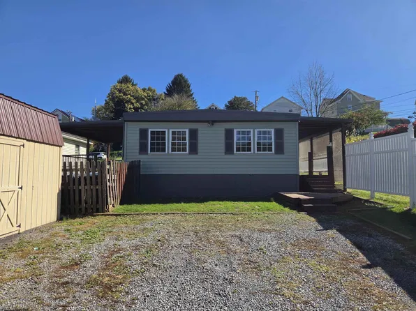 445 Center St, Morgantown, WV 26505