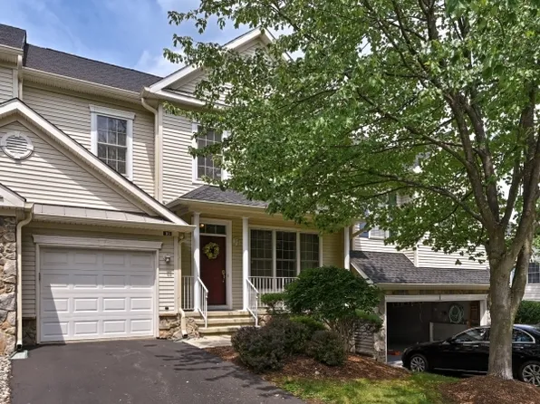 16 Rolling Views Dr, Woodland Park, NJ 07424