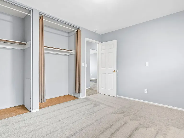 509 White City Blvd — Photo 34