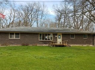 5238 Rowena Dr, Roscoe, IL 61073