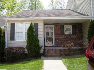 1222 Camelot Ct, Lenoir, NC 28645