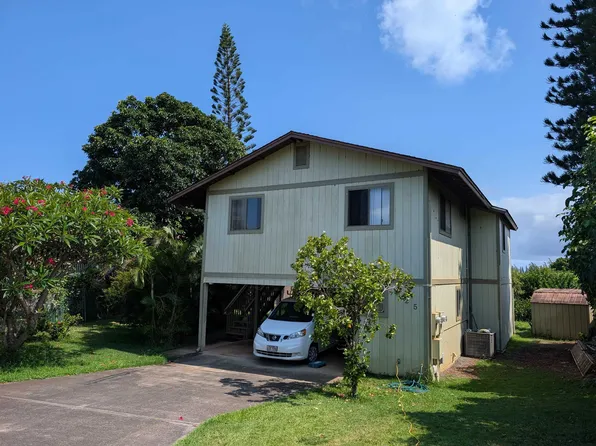125 Pualu Pl, Lahaina, HI 96761