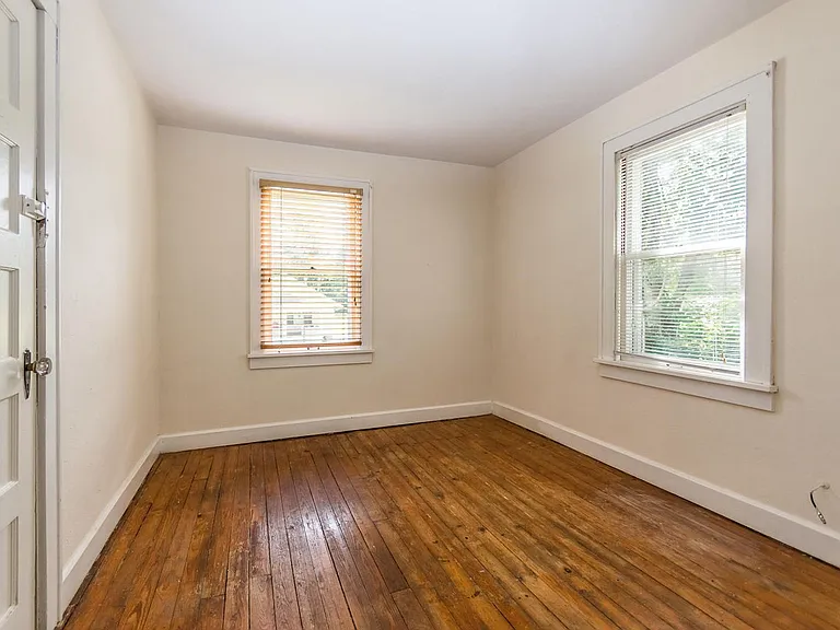 311 N Jefferson St — Photo 22