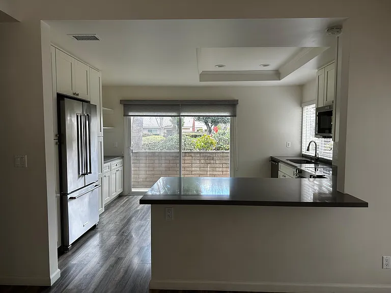 12472 Interior Cir — Photo 2