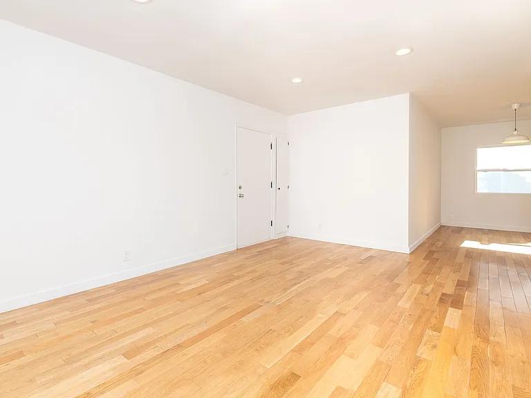 1341 S Burnside Ave #3A — Photo 6